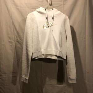 Nike cropped sweatshirt